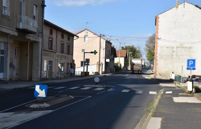 “El ruido de los camiones se había vuelto infernal”: tras la apertura de la RN 102, comienza una nueva vida para este pueblo del Alto Loira