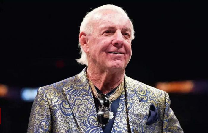 Ric Flair apoyará a Mike Tyson en la esquina para combate de box contra Jake Paul: “¡Estaré en tu esquina!”