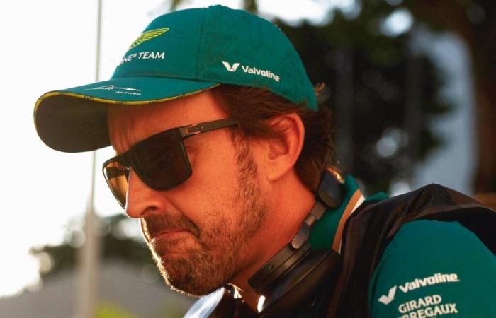 Fernando Alonso: El maestro atemporal que desafía los límites de la F1 mientras Aston Martin se dirige hacia el futuro.