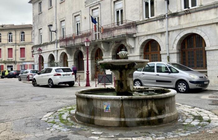 HECHO DEL DÍA En Saint-Hippolyte-du-Fort, un arquitecto quisiera ver clasificadas las 93 fuentes