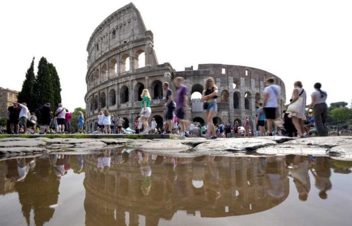 El Coliseo de Roma albergará gladiadores en el acuerdo con Airbnb