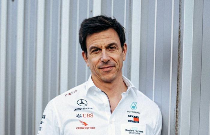 Toto Wolff rechaza la etiqueta de “líder”: por qué el jefe de Mercedes ve el éxito como un esfuerzo colectivo.