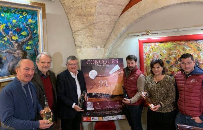 Medallas y tractores vitícolas para los Jóvenes Agricultores del Gard