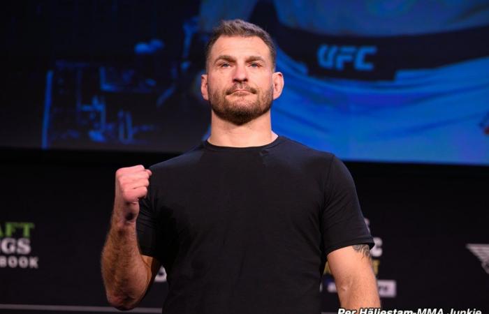 Daniel Cormier revela la ira de Stipe Miocic después del enfrentamiento con Jones en UFC 309