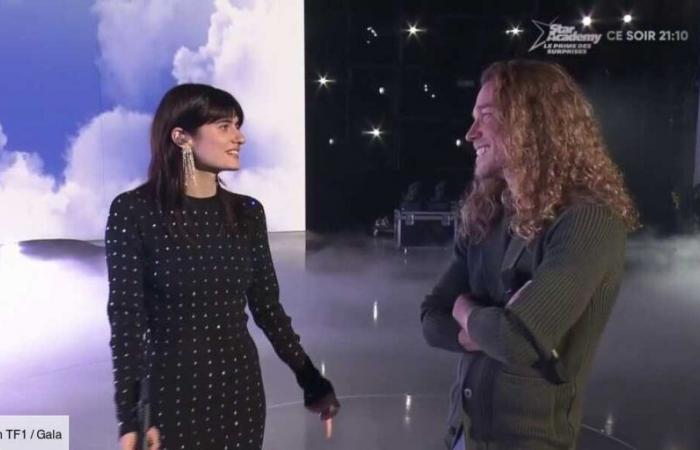 Marguerite (Star Academy) pasó a compartir escenario con Julien Doré: “Es la canción favorita de mi mamá”