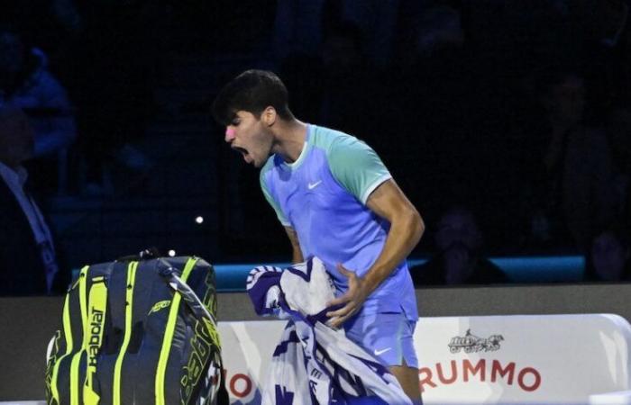 ATP – Finales > Carlos Alcaraz, derrotado por Zverev y eliminado del Masters de Turín: “Extraño mi casa. Quiero pasar tiempo con mis seres queridos pero también tengo que viajar para jugar más torneos, más partidos”