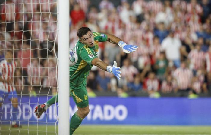 2-1. Paraguay ratifica su buen momento y derrota a Argentina