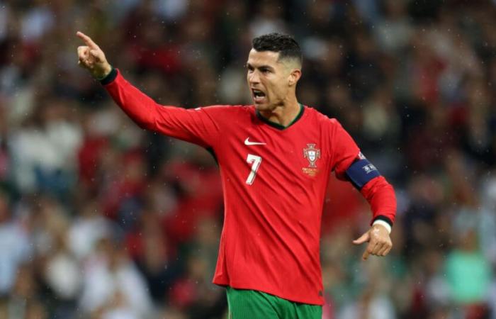 Ronaldo hace un berrinche y luego da un recital