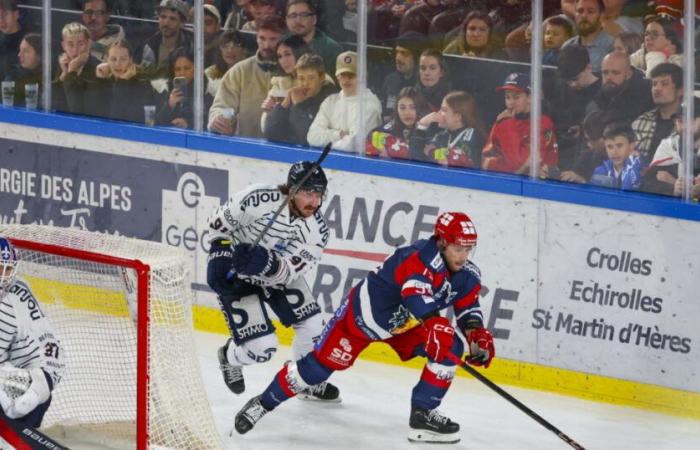 Hockey sobre hielo – Copa Continental. Un agujero de aire completamente fatal para los Wolf Burners