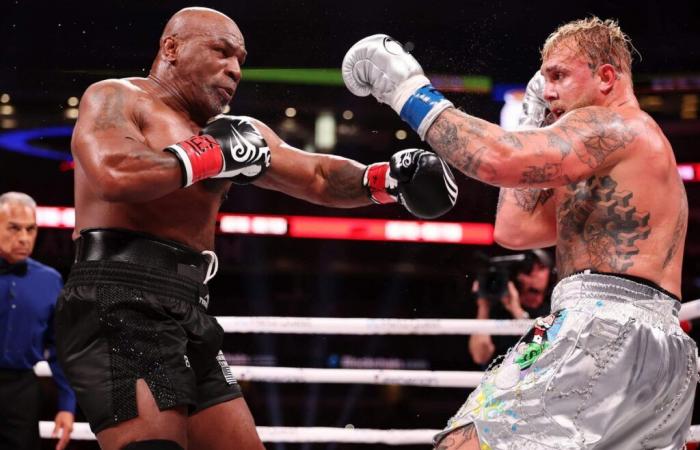 Jake Paul vence con facilidad a Mike Tyson en espectáculo de Netflix