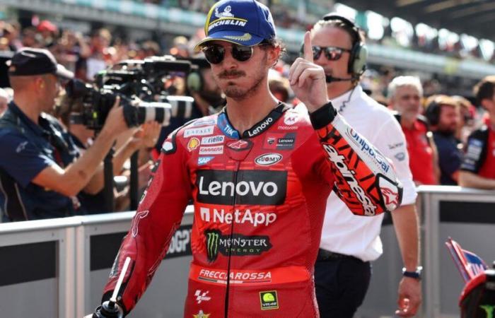 Al ganar el sprint en Barcelona, ​​Francesco Bagnaia mantiene el suspenso