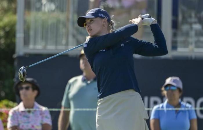 Charley Hull mantiene el liderato del Annikan Pelican, Boutier 18.º