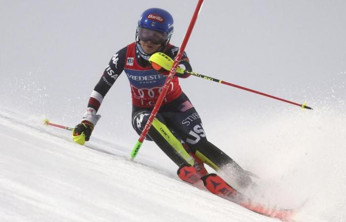 Levi: Shiffrin aplasta la primera ronda, los suizos quedan atrás