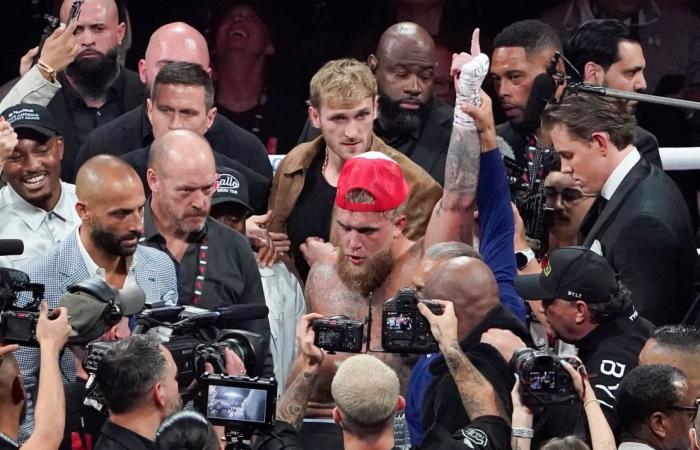 Jake Paul derrota a Mike Tyson por decisión unánime en una pelea muy esperada