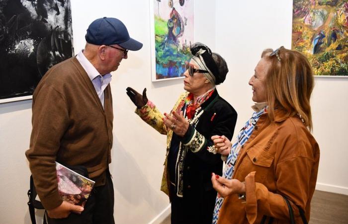 Inauguración en Rabat de la exposición ‘Poesía y pintura’ de Loubaba Laalej