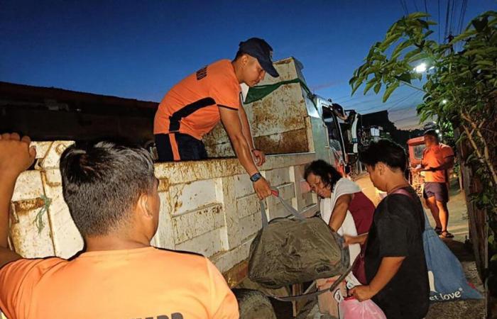 El supertifón Man-yi (Pepito) se prepara para azotar Filipinas