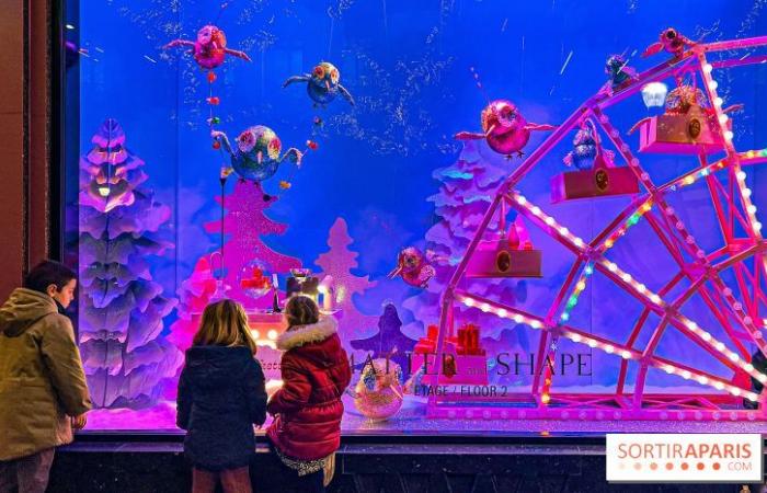 Las ventanas y el árbol de Navidad de las Galerías Lafayette 2024