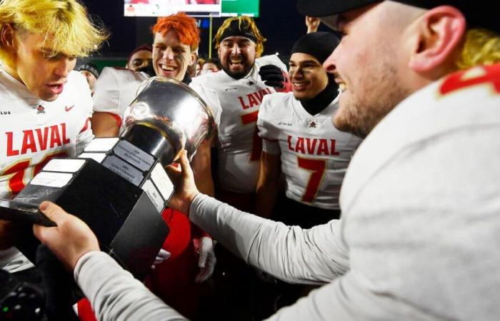 Victoria 17-14 contra los Regina Rams: los Rouge et Or en el camino hacia la Copa Vanier