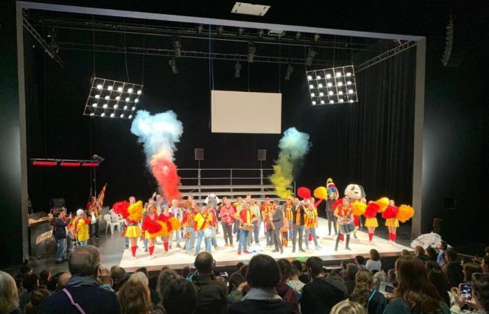 Vimos “Stadium”, o la irrupción de unos aficionados al fútbol en un teatro de Burdeos