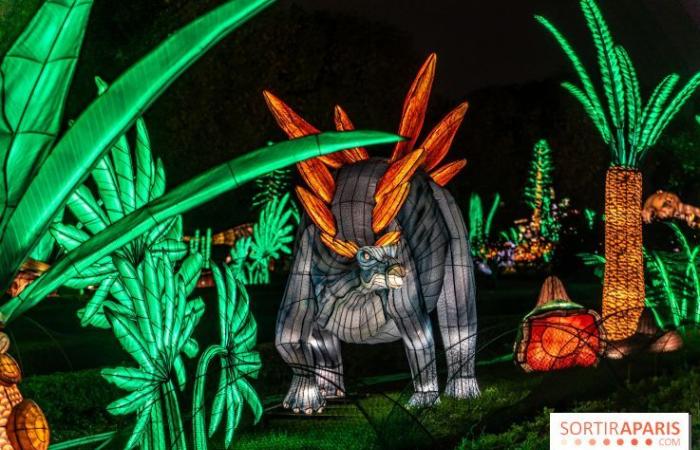 Jurásico en proceso de iluminación: el festival de luces 2024-2025 en el Jardin des Plantes – fotos