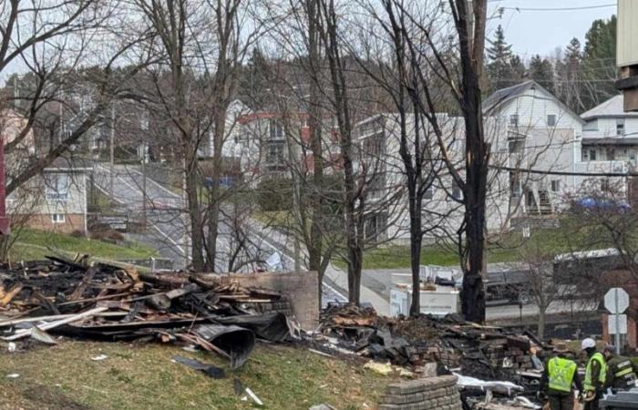 INCENDIO EN ST-GEORGES – El SQ confirma un cuerpo encontrado entre los escombros.