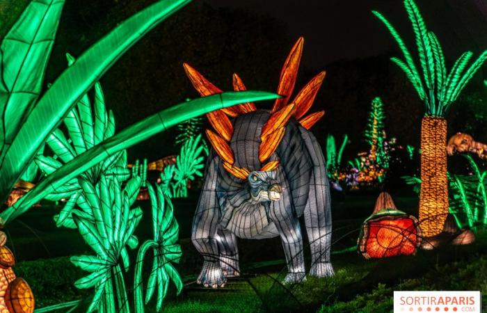 Jurásico en proceso de iluminación: el festival de luces 2024-2025 en el Jardin des Plantes – fotos