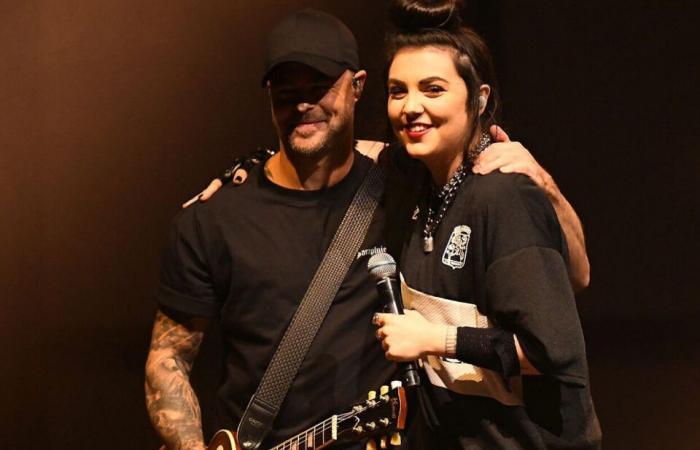 En fotos. Hoshi, una lluvia de amor con un público derretido en el Zénith de Caen