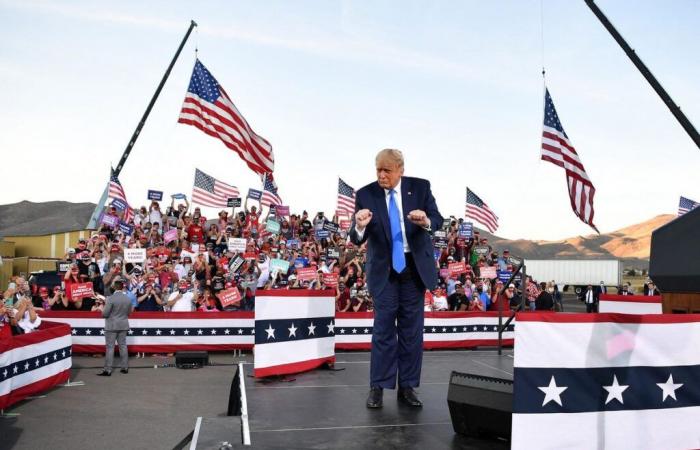 Cuando los políticos mueven las caderas, desde Trump hasta Theresa May