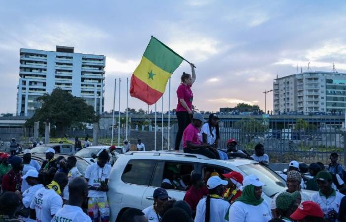 Los senegaleses eligen a sus diputados, con el poder en juego