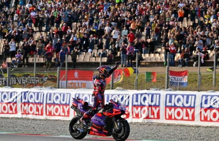 Jorge Martín campeón del mundo de MotoGP pese a la victoria de Francesco Bagnaia en el GP de Barcelona