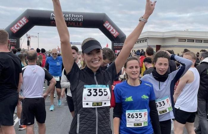 VIDEO. Amandine Petit, Miss Francia 2021, muy apoyada por el público en el maratón de Deauville.