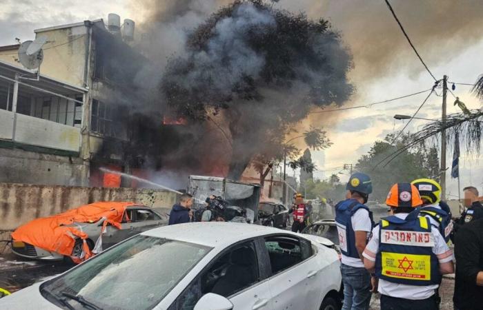 Lanzamientos de cohetes sobre Haifa causan daños e incendios