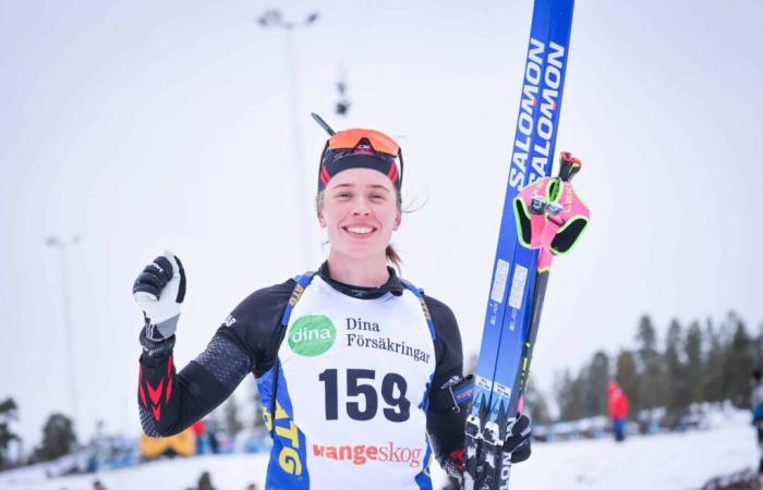 Biatlón | Idre Fjäll: sola en el mundo, Elvira Oeberg gana el sprint de las carreras inaugurales suecas | Revista nórdica | Biatlón n°1