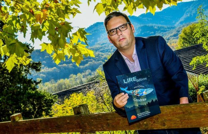 En Cendras, al norte de Alès, el libro defiende su lugar ante la furia de las pantallas