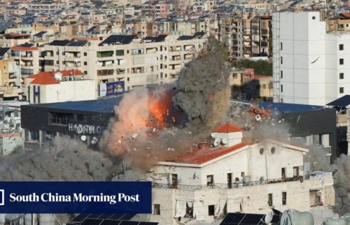 Ataques israelíes matan a 12 personas en Gaza durante la noche mientras Netanyahu enfrenta a sus críticos