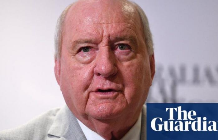 Alan Jones arrestado en medio de una investigación policial de Nueva Gales del Sur sobre presuntas agresiones indecentes | Alan Jones