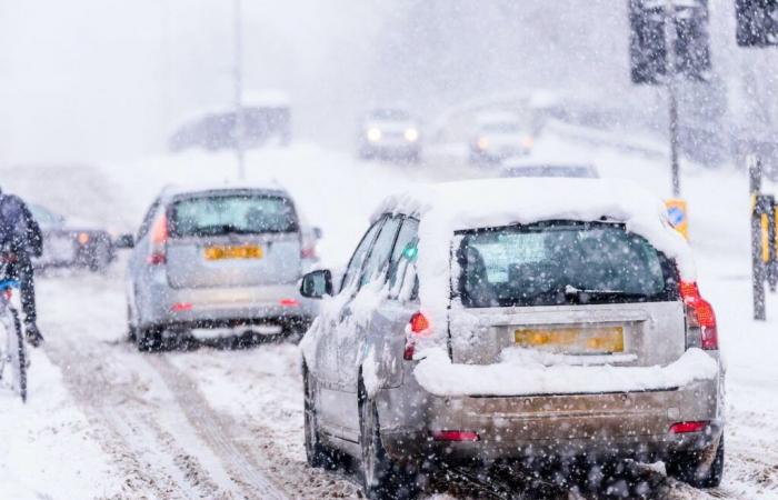 El aire ártico se apodera del Reino Unido, lo que genera advertencias de nieve y hielo