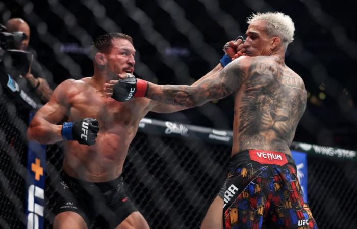 Resultados de UFC 309: Charles Oliveira sobrevive al último rally de Michael Chandler para ganar una decisión desgarradora y pide una oportunidad por el título