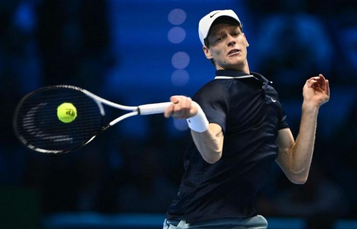 Jannik Sinner expeditivo contra Casper Ruud, se une a Taylor Fritz en la final del ATP Masters