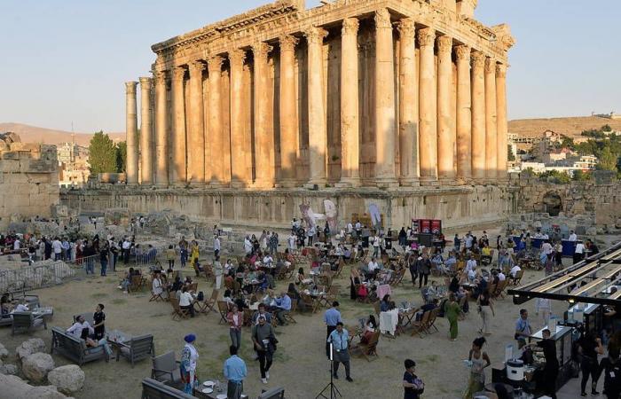 300 profesionales de la cultura llaman a la UNESCO