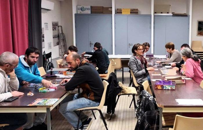 Bressols. Comparten juegos con facilidad