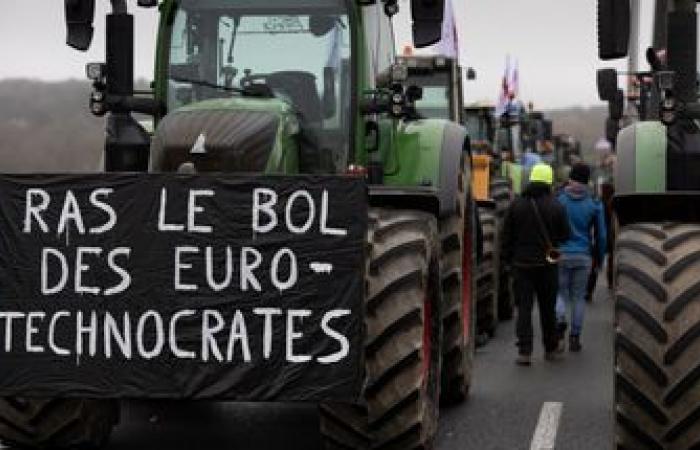 EN VIVO – Agricultores enojados: “Francia no firma el tratado del Mercosur tal como está”, asegura Macron desde Argentina