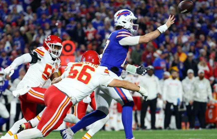 Los Chiefs sufren la primera derrota en 328 días y los Bills prevalecen 30-21 en Buffalo