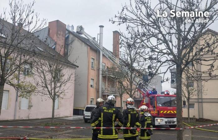 un muerto en incendio de edificio