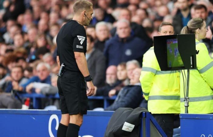 La FIFA quiere revolucionar el videoarbitraje