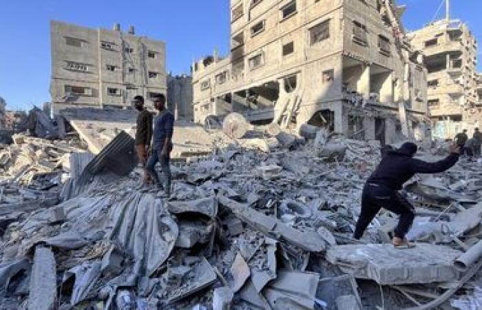 La Defensa Civil de Gaza anuncia al menos 34 muertos y decenas de desaparecidos tras el ataque israelí al edificio