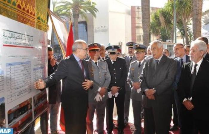 Meknes: entrega de un lote de equipos y sillas de ruedas en beneficio de personas con necesidades específicas