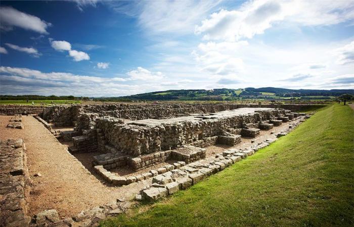 Descubrimiento en Inglaterra de un raro mango de cuchillo de 2.000 años de antigüedad que representa a un gladiador