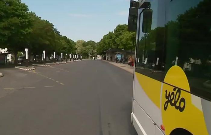 Aficionados al fútbol son apedreados en un autobús que regresaba de un partido en La Rochelle