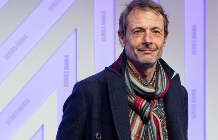 Francia 2: Jean-Xavier de Lestrade comienza el rodaje de su próxima serie, “Des Vivants”